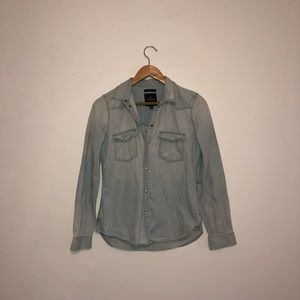 Light wash Jean button up long sleeve shirt